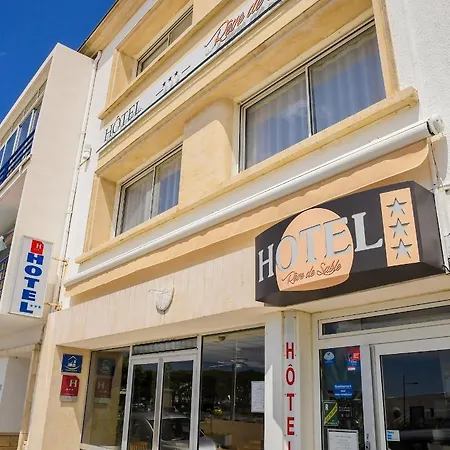 Logis Reve De Sable Готель 3*