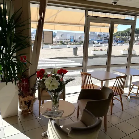 Logis Reve De Sable Hotel 3*