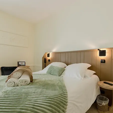 Logis Reve De Sable Hotel 3*