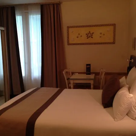 Logis Reve De Sable Готель 3*