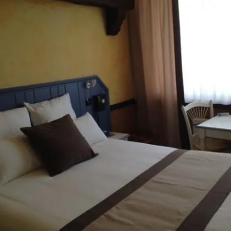 Logis Reve De Sable Готель