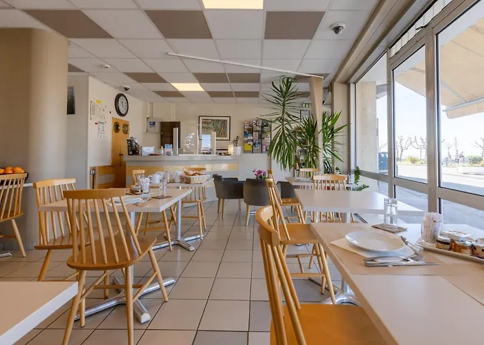 Hotel Logis Reve De Sable Royan