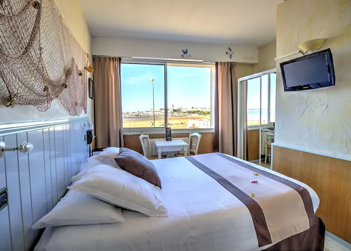 Hotel Logis Reve De Sable Royan