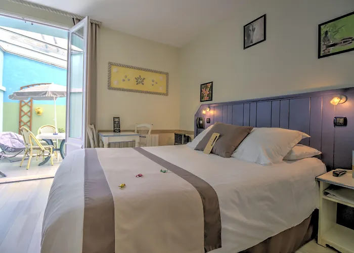 Hotel Logis Reve De Sable Royan